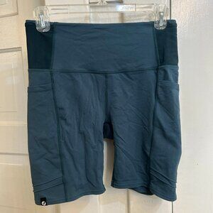 Oiselle Midlength Running shorts
